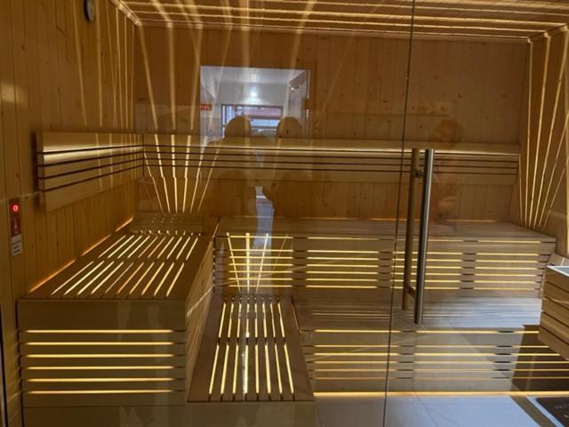 Olymp 114 I 120 Z Basenem, Sauna I Jacuzzi W Cenie Kołobrzeg Exterior foto